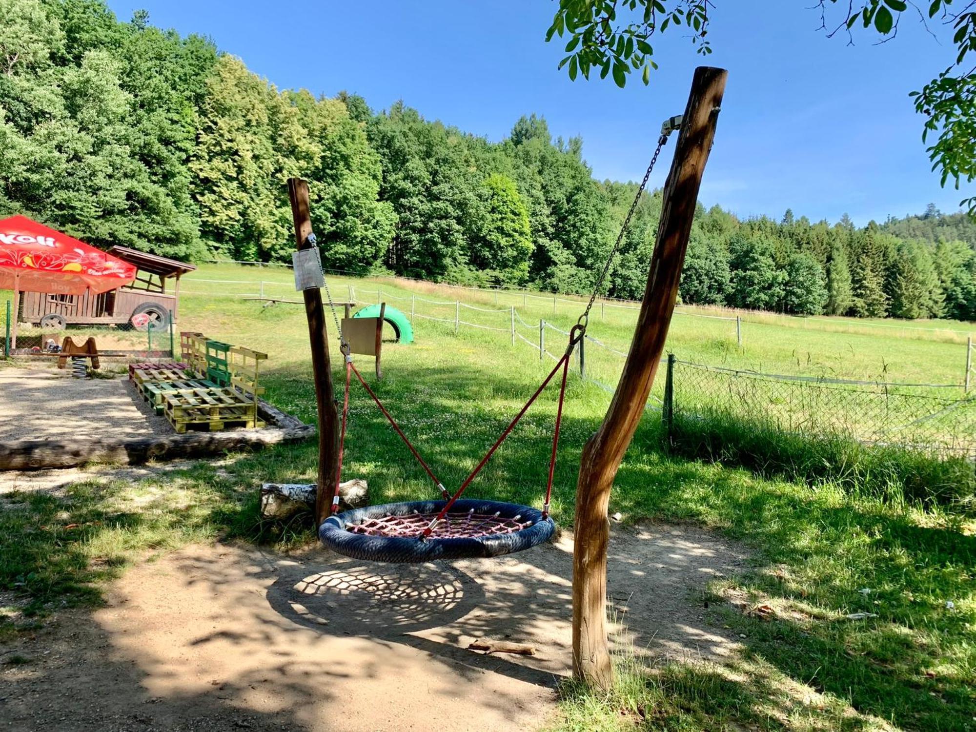 Restaurace A Penzion Bludovecek 외부 사진